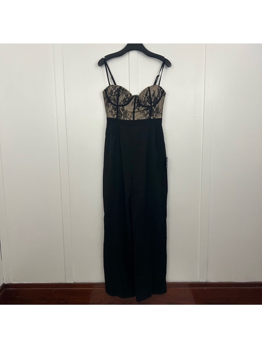 NWT Lulus womens one piece jumpsuit lace size med